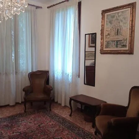 Giardin Sconto - Secret Garden Pensjonat *